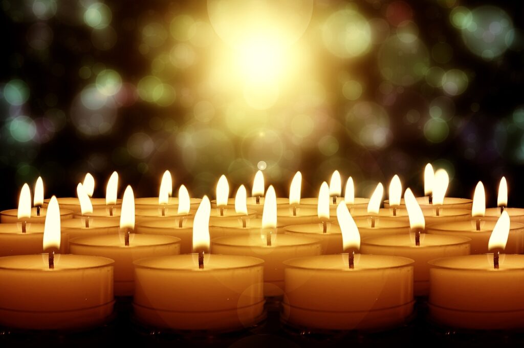 candles 3629627 1280